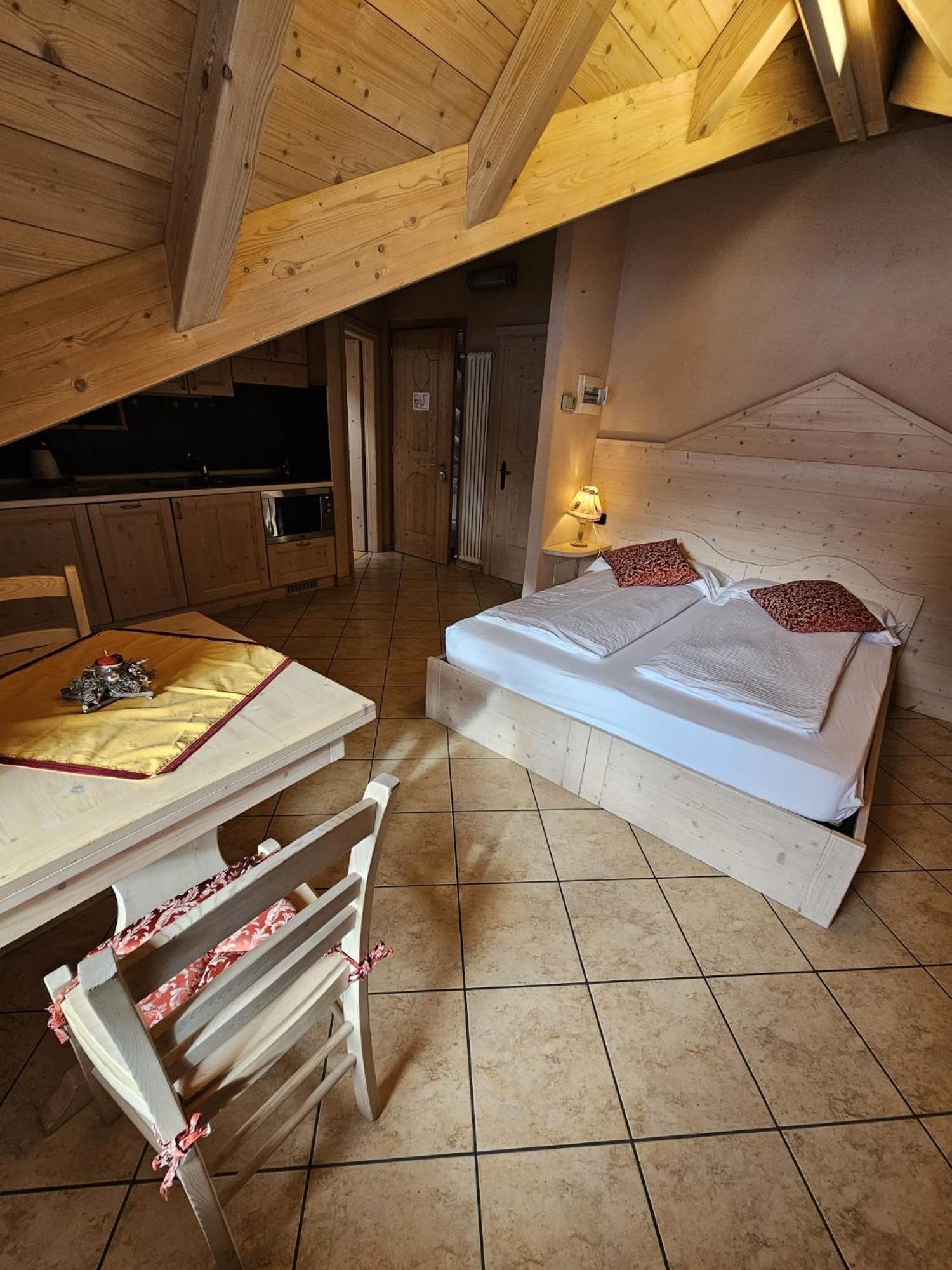 Chalet La Rugiada ボルミオ エクステリア 写真