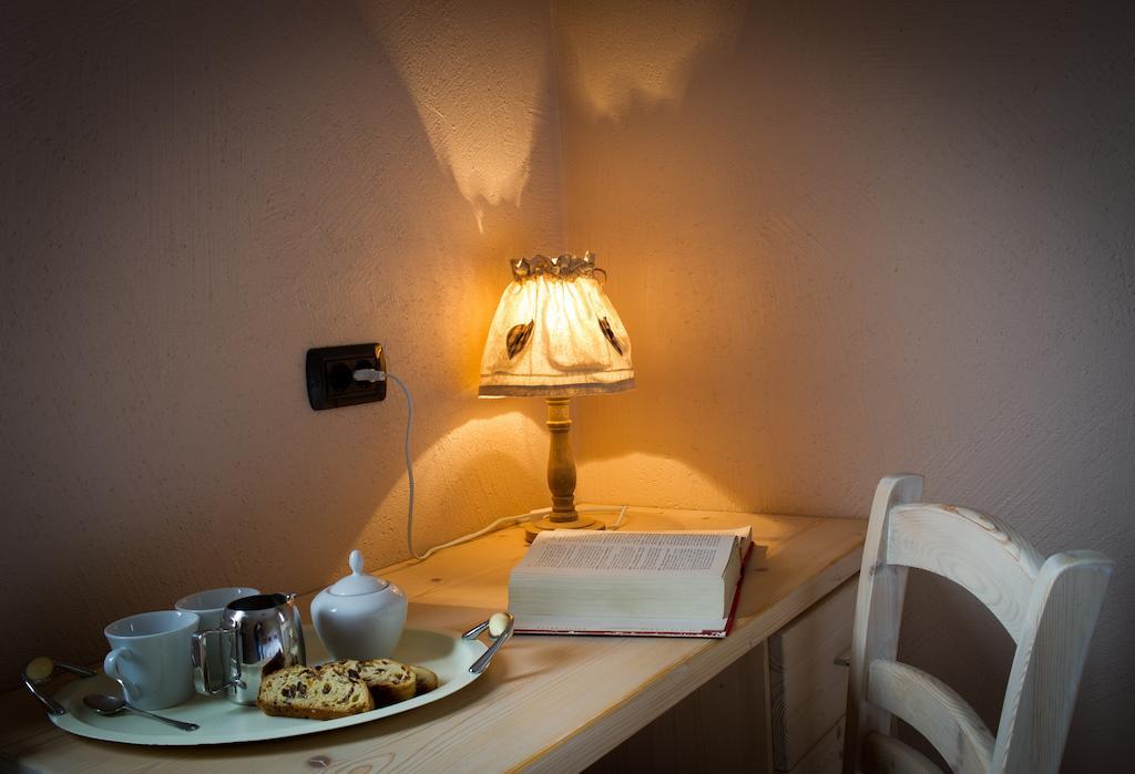 Chalet La Rugiada ボルミオ 部屋 写真
