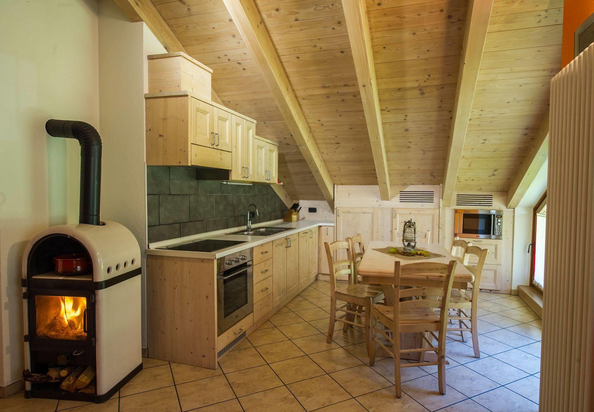 Chalet La Rugiada ボルミオ エクステリア 写真